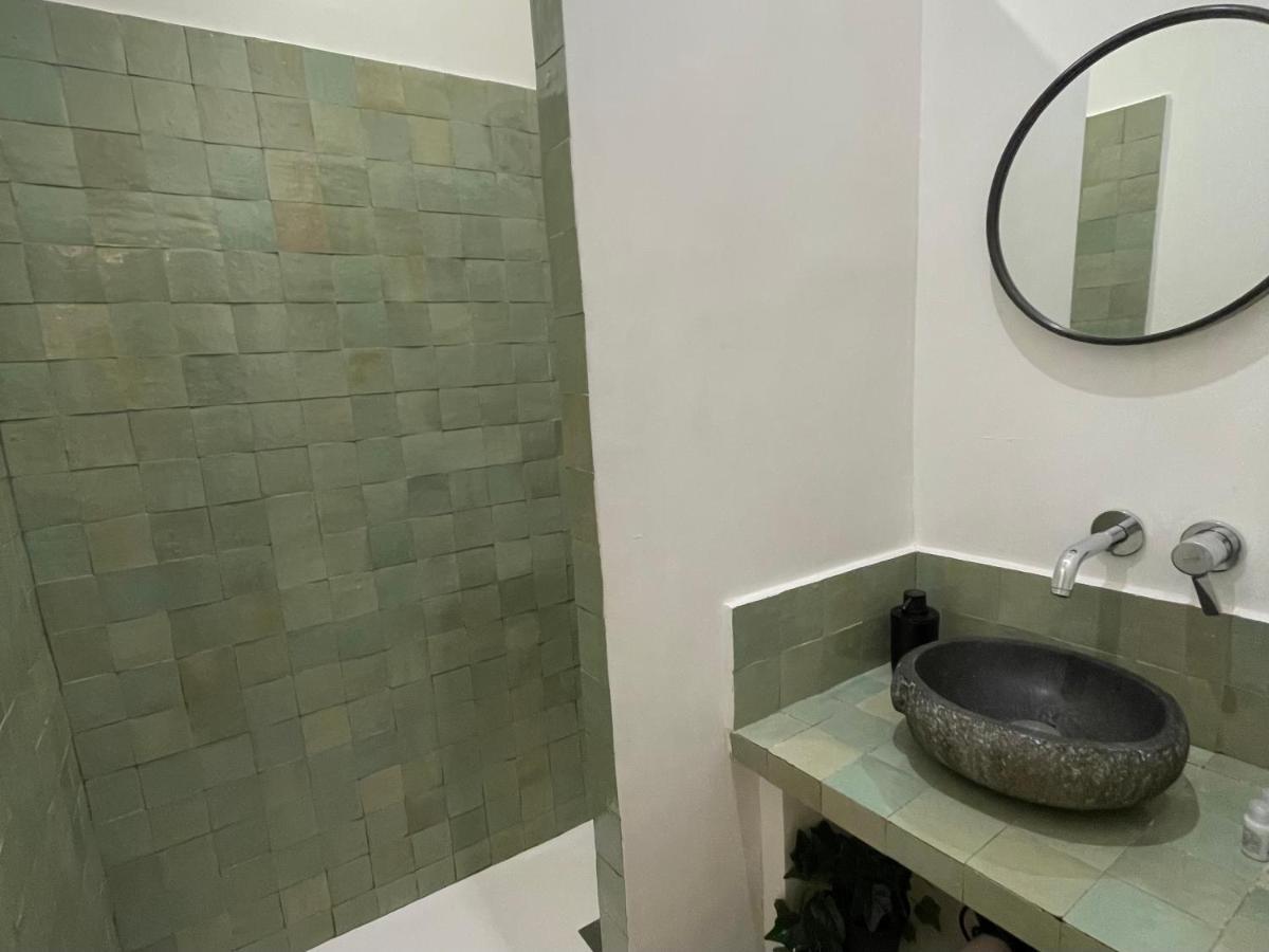 Residence Les Hauts De Saint Charles マルセイユ エクステリア 写真