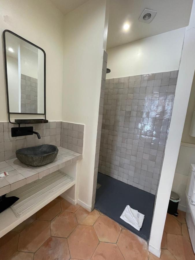 Residence Les Hauts De Saint Charles マルセイユ エクステリア 写真
